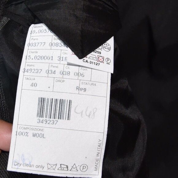 Vintage Donna Karan Signature Blazer 40 R Made in Italy 100% Wool Double Breast - Picture 10 of 10